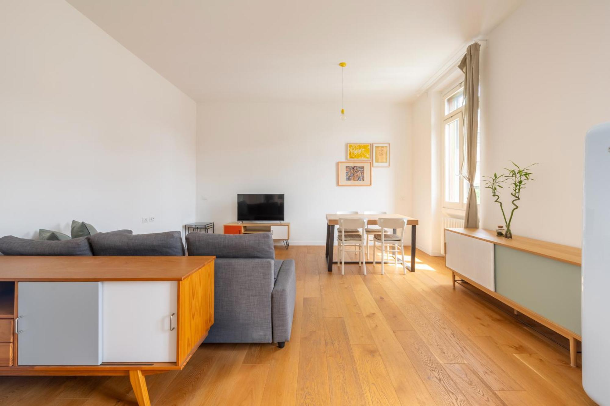 Milano Isola - Bright 2-Room Apartment With Balcony Exterior foto